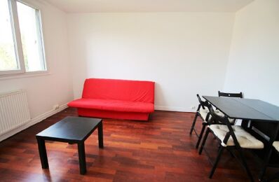 location appartement 630 € CC /mois à proximité de Le Chesnay-Rocquencourt (78150)