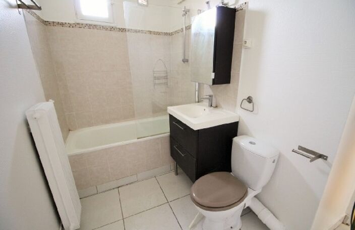 Location appartement 1 pièce 28 m² à Argenteuil (95100) — photo 3