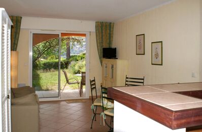 location de vacances appartement 334 € / semaine à proximité de Saint-Raphaël (83530)