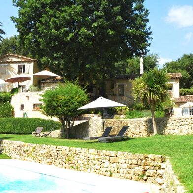 Maison 6 pièces 1300000 €