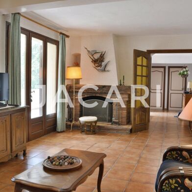 Appartement 8 pièces 182 m²