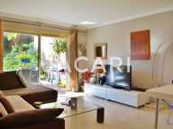 CANNES - CROIX DES GARDES - APPARTEMENT TRAVERSANT — photo 3