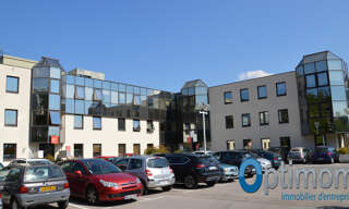 Immeuble  125 m² à louer à Annecy (74600)