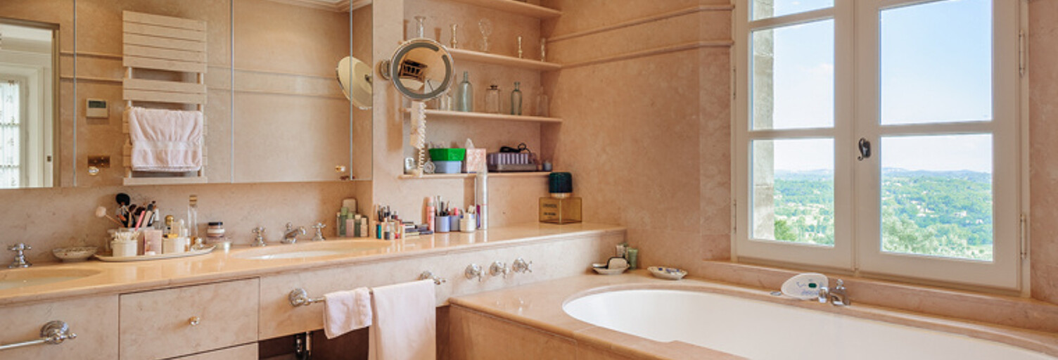 Maison 10 Pièces 625 m² à vendre à Châteauneuf-Grasse (06740)