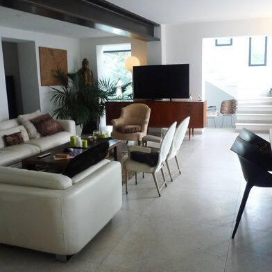 Maison 5 pièces 1600000 €