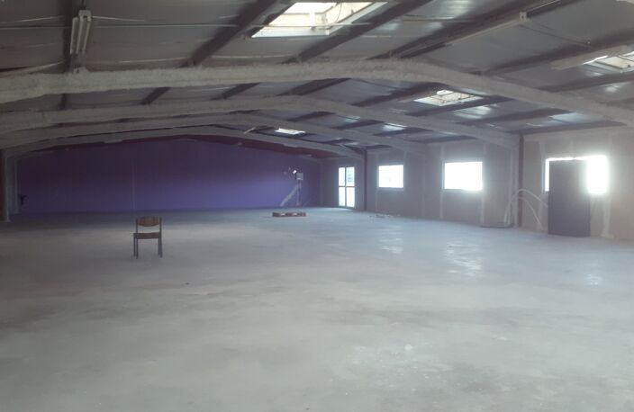 Local commercial — photo 3