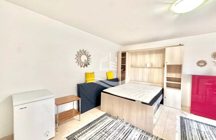 Studio 32 m2 Carré D'or/Deux pas de la MER — photo 4