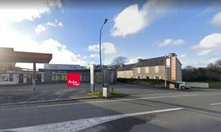 Commerce  168 m² à louer à Pleuven (29170)