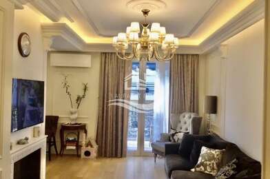 Appartement 4 pièces 3100 €