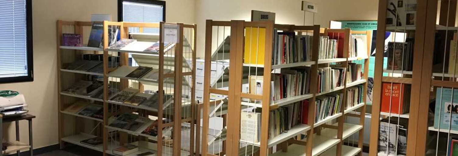 Bureau  330 m² à louer à Guipavas (29490)