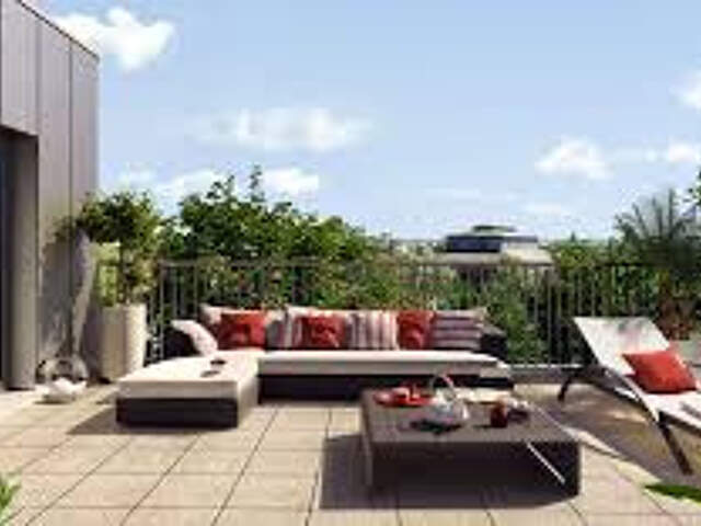 Duplex 4 pièces au DERNIER étage avec terrasse de 30 M2 — photo du bien