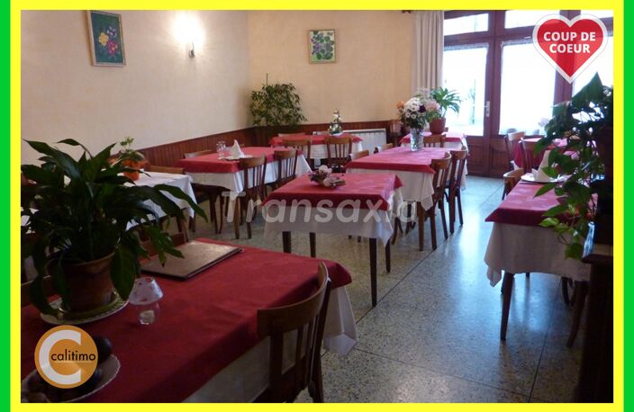 Fonds restaurant avec matériel — photo 2
