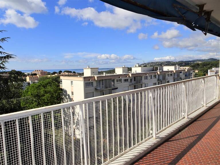 Exclusivité - Antibes — photo 1