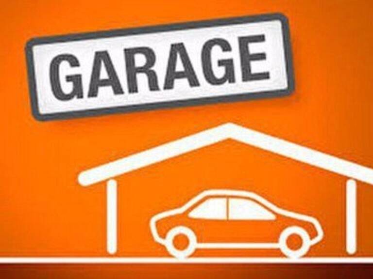 Garage - Valbonne — photo 1