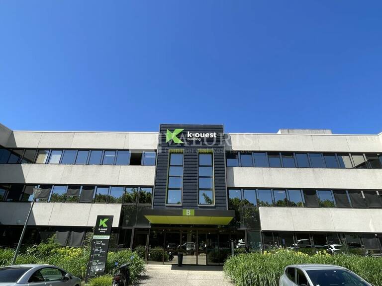 BUREAUX à LOUER — photo 1