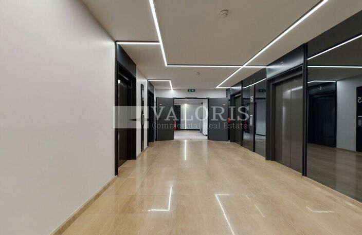 BUREAUX à LOUER — photo 2