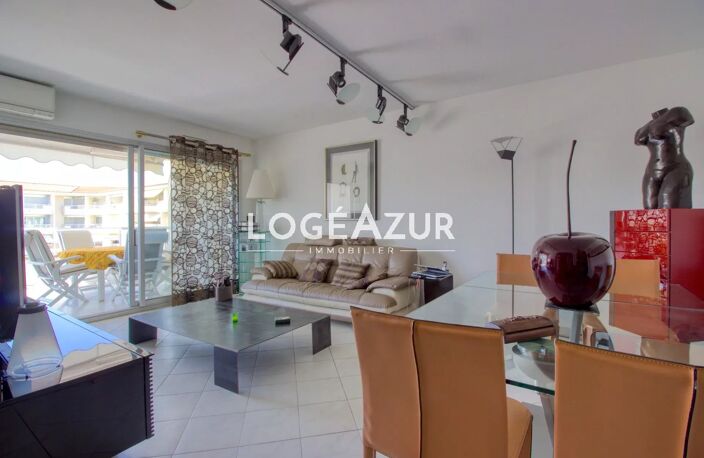 Vente appartement 1 chambre - Parking - Juan-les-pins — photo 5