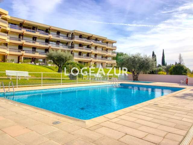 LOCATION SAISONNIERE - ANTIBES - Appartement 1 chambre Piscine e — photo du bien