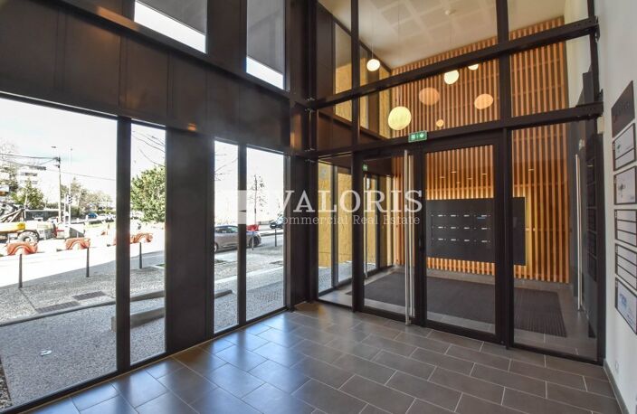 BUREAUX à LOUER — photo 3