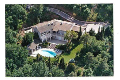 Maison 7 pièces 1365000 €