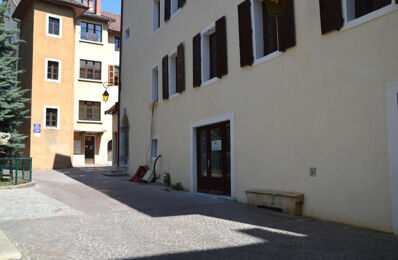 location immeuble 2 200 € CC /mois à proximité de Annecy-le-Vieux (74940)