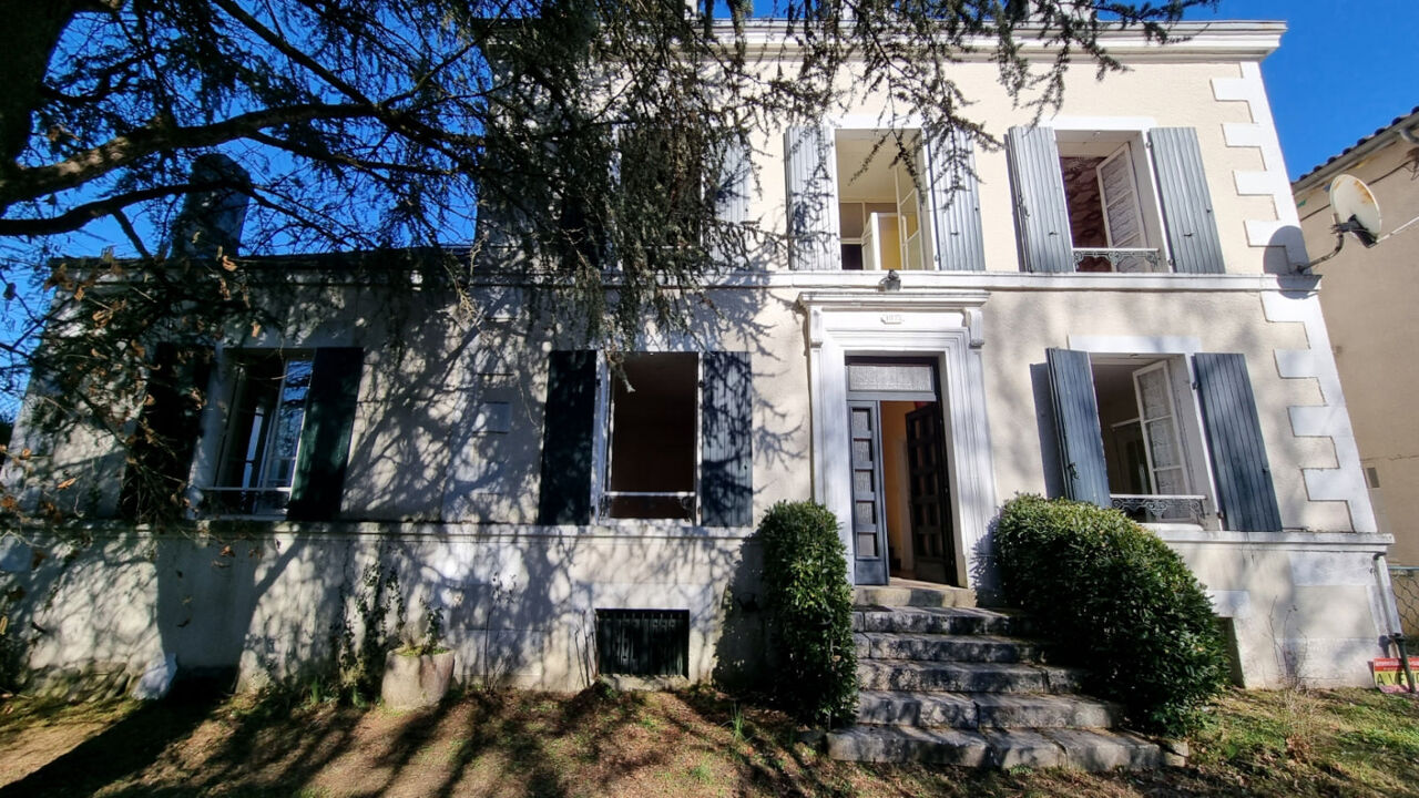 maison 7 pièces 150 m2 à vendre à Javerlhac-Et-la-Chapelle-Saint-Robert (24300)