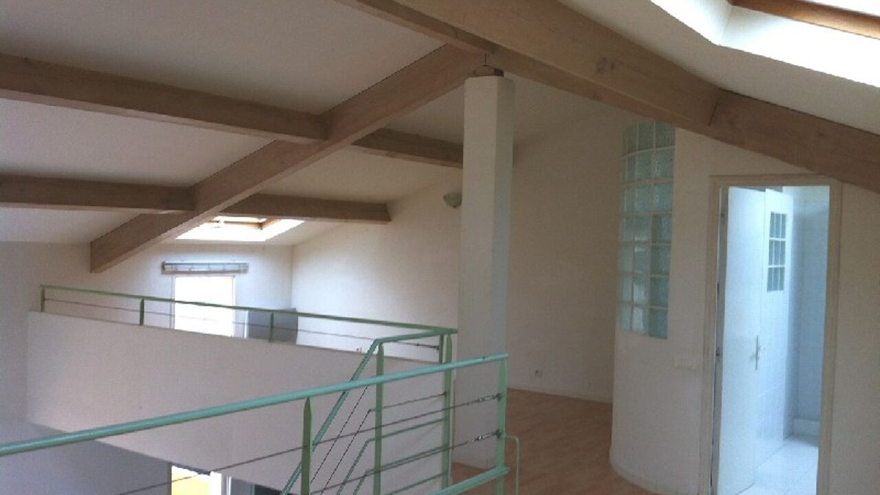 appartement 3 pièces 107 m2 à louer à La Crau (83260)