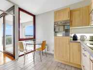 Appartement standing de 60 m² - 1 CH - avec terrasse, garage, loggia - piscine - tennis - dans un vaste parc — photo 2