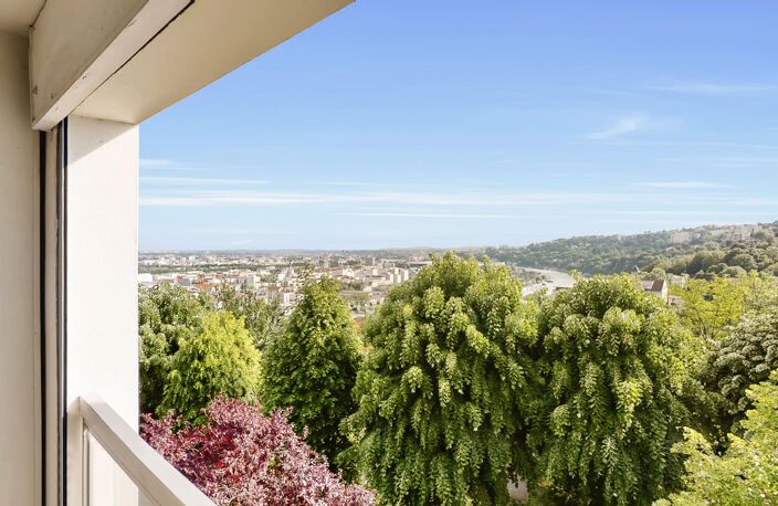 Appartement standing de 60 m² - 1 CH - avec terrasse, garage, loggia - piscine - tennis - dans un vaste parc — photo 4