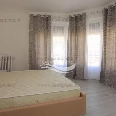 Appartement 2 pièces 1300 €