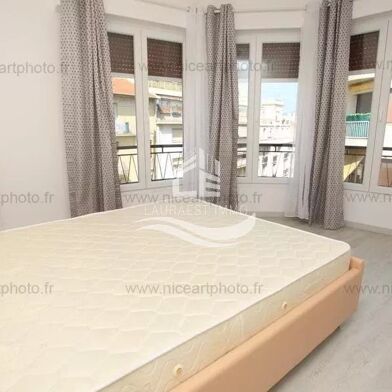 Appartement 2 pièces 1300 €