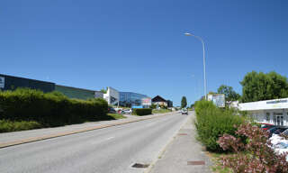 Immeuble  550 m² à louer à Annecy (74600)