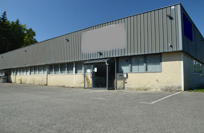 local — photo 3