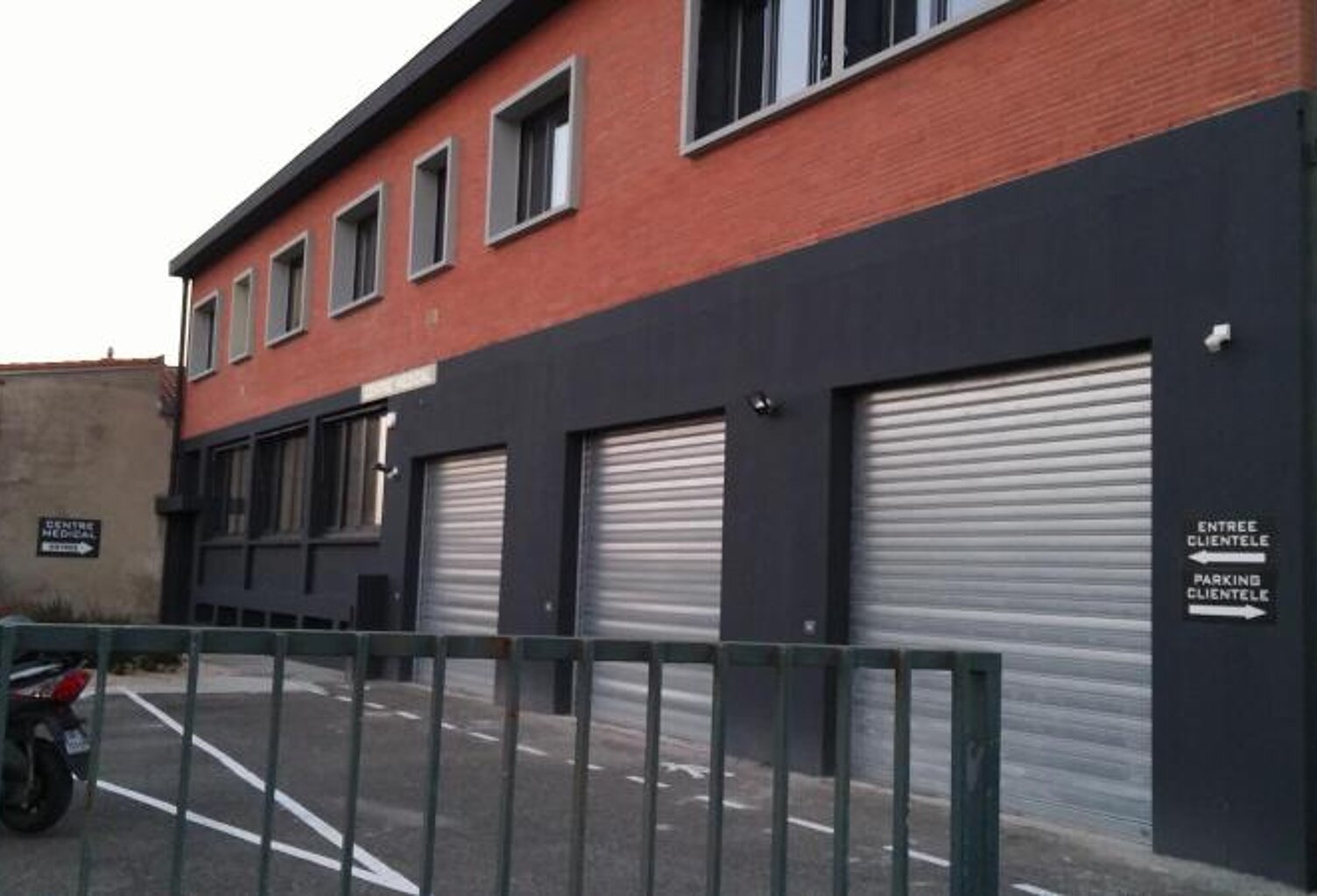 Location bureau 2 pièces 27 m² à Toulouse (31200) — photo 1