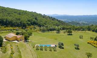 Maison 11 Pièces 550 m² à vendre à Seillans (83440)