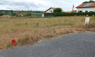 Terrain  1230 m² à vendre à Béhasque-Lapiste (64120)