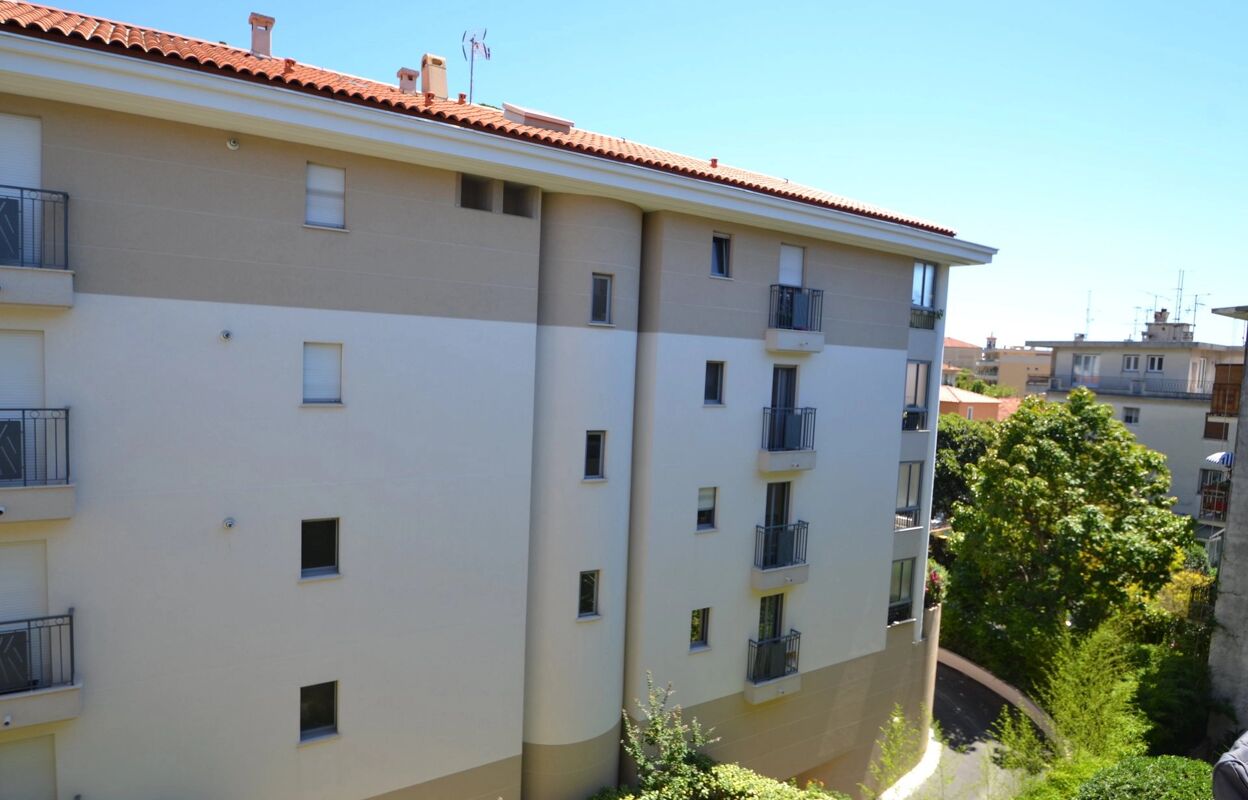 appartement 3 pièces 50 m2 à vendre à Nice (06100)