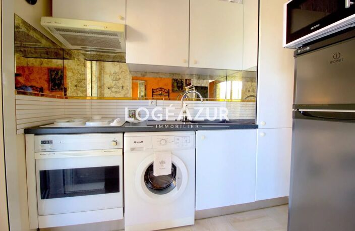APPARTEMENT 2 PIÈCES + GARAGE - GOLFE JUAN — photo 4