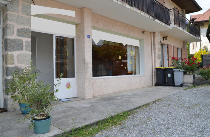 Local commercial — photo 3