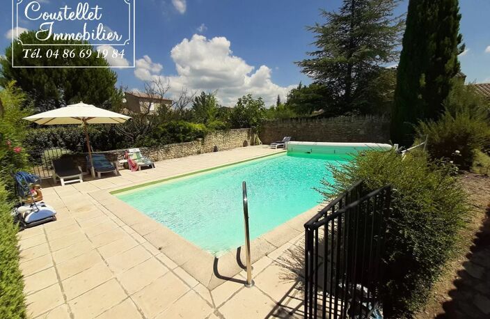 Maison en pierre avec piscine — photo 2