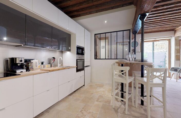 Bel appartement de 65 m² - 2 CH - salon de jardin 45 m² - garage fermé - Lyon 9 - Proche des bords du Saône — photo 3