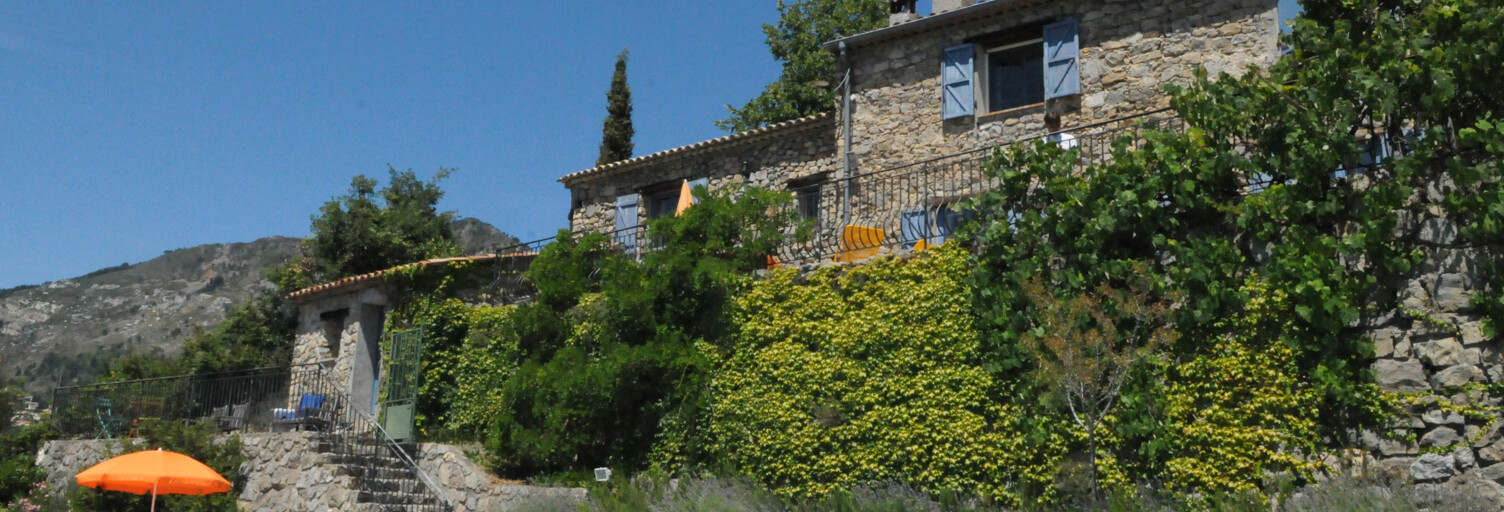 Maison 8 Pièces 180 m² à vendre à Toudon (06830)