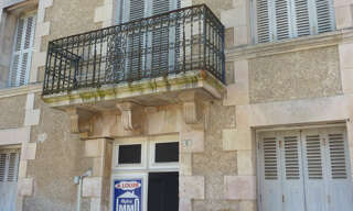 Commerce  216 m² à louer à Saint-Savin (86310)