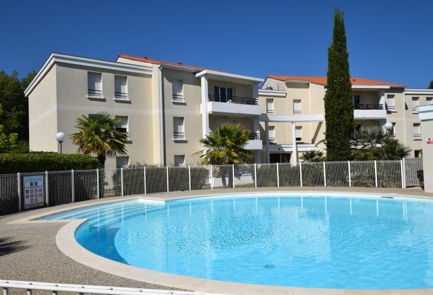 3 PIÈCE 64 M2 ROYAN - VAUX SUR MER T3 AVEC PISCINE — photo 1