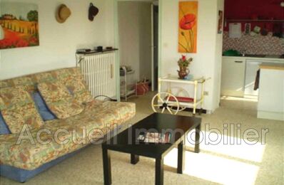 location de vacances appartement 424 € / mois à proximité de Arles (13200)