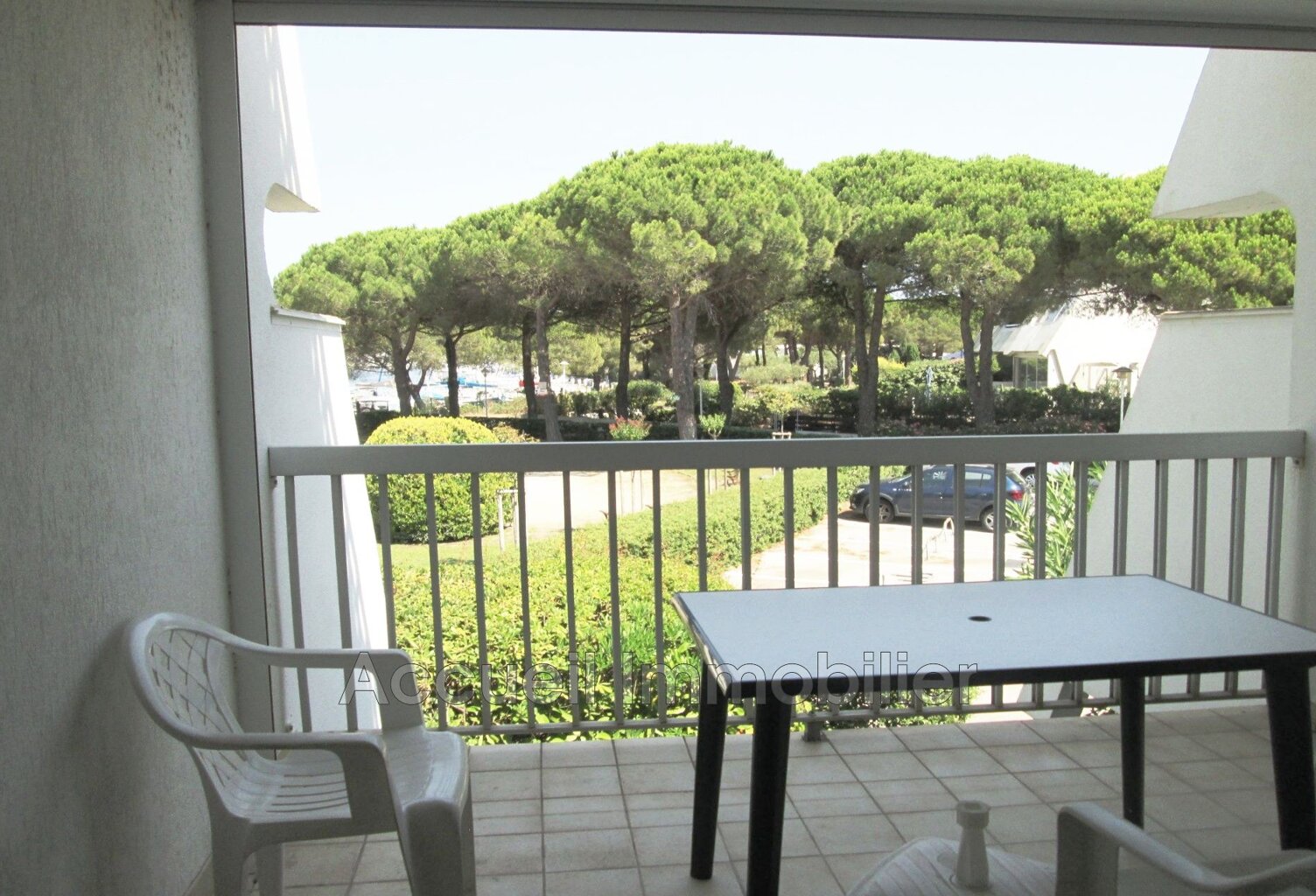 Studio cabine au calme avec vue sur le port et espaces verts, — photo 1