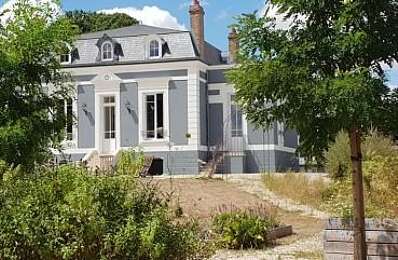 vente maison 747 000 € à proximité de Cornant (89500)