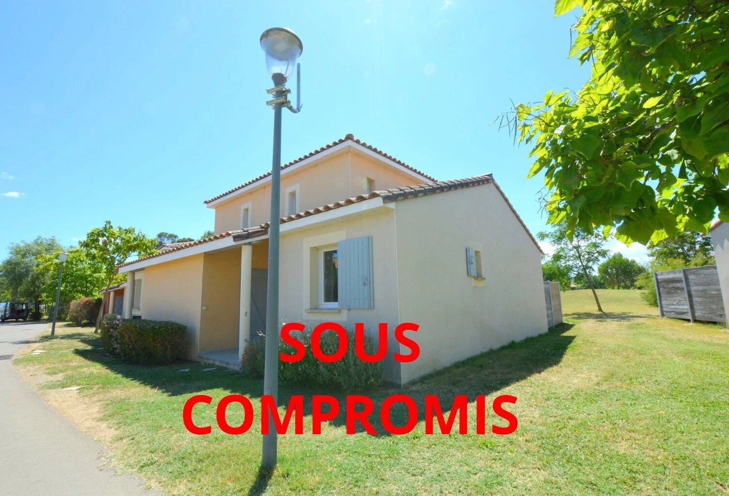 Maison 4 pièces Fabrègues  79m² Sans Bail commercial. — photo 1