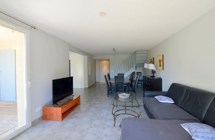 Maison 4 pièces Fabrègues  79m² Sans Bail commercial. — photo 2