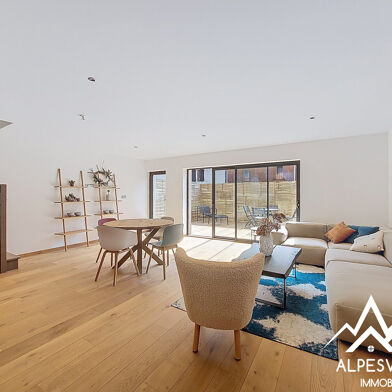 Maison 5 pièces 370000 €